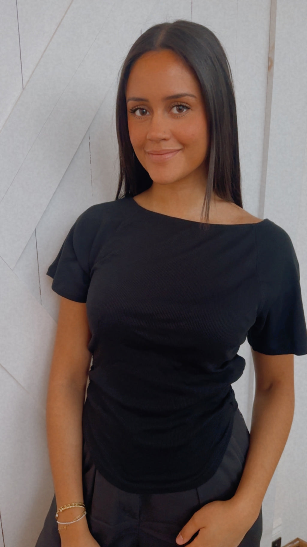 Lucy off the Shoulder